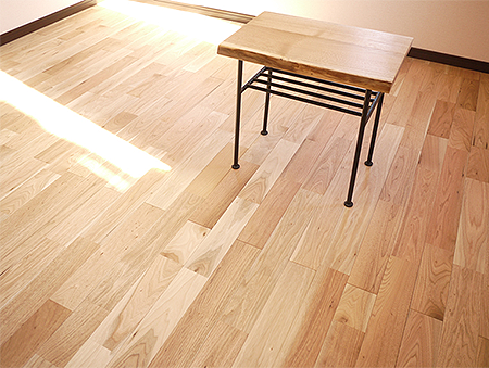 くるみのサイドテーブル