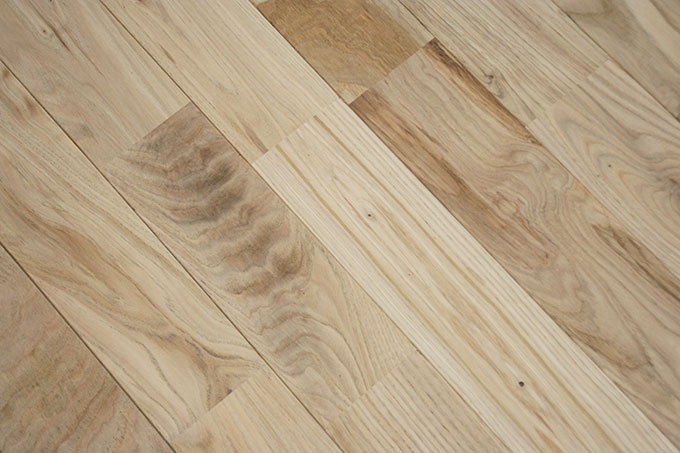 クリ節ありフローリング