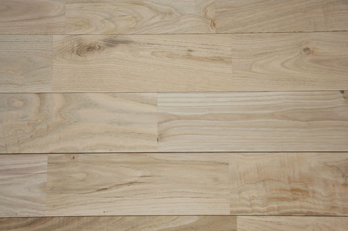 クリ節ありフローリング