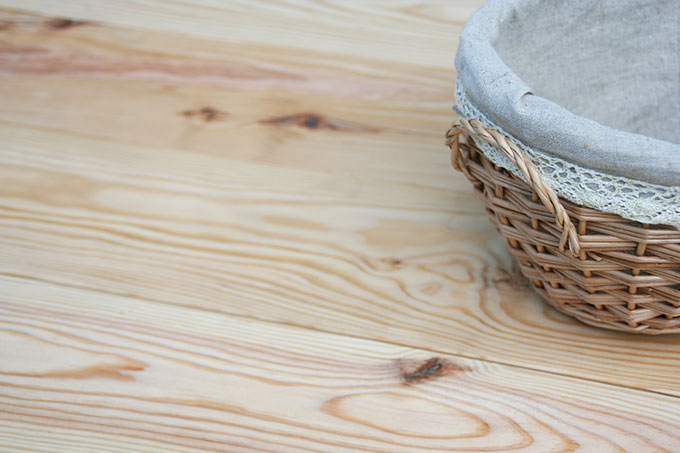 ボルドーパインフローリング