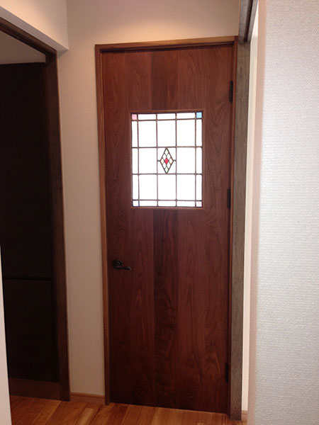 ブラックウォルナット建具